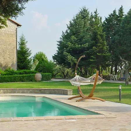 Perugia Sleeps 7 Air Con T241613