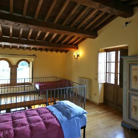 Lejlighed Perugia Sleeps 7 Air Con T241613 *